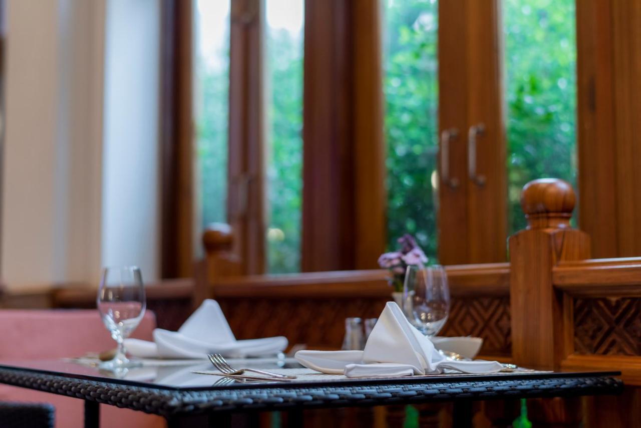 The Empress Premier Chiang Mai - Sha Extra Plus Экстерьер фото A place setting at a restaurant
